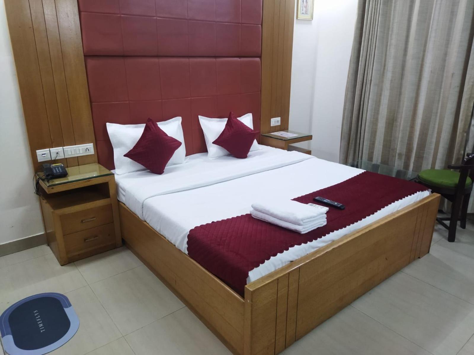Signature Plaza Hotel New Delhi Luaran gambar
